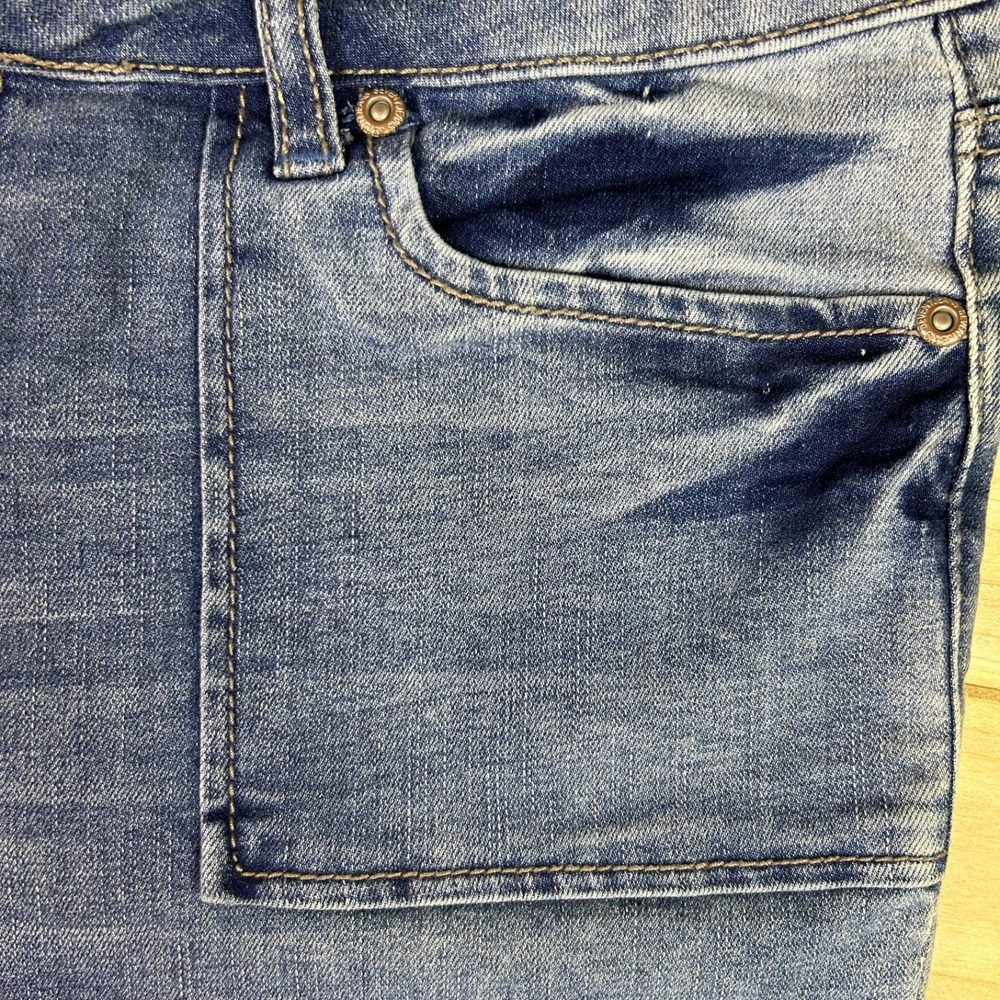Seven7 Jeans Womens 8 Girlfriend Mid Rise Cropped Capri Denim Blue Jeans - Picture 3 of 12